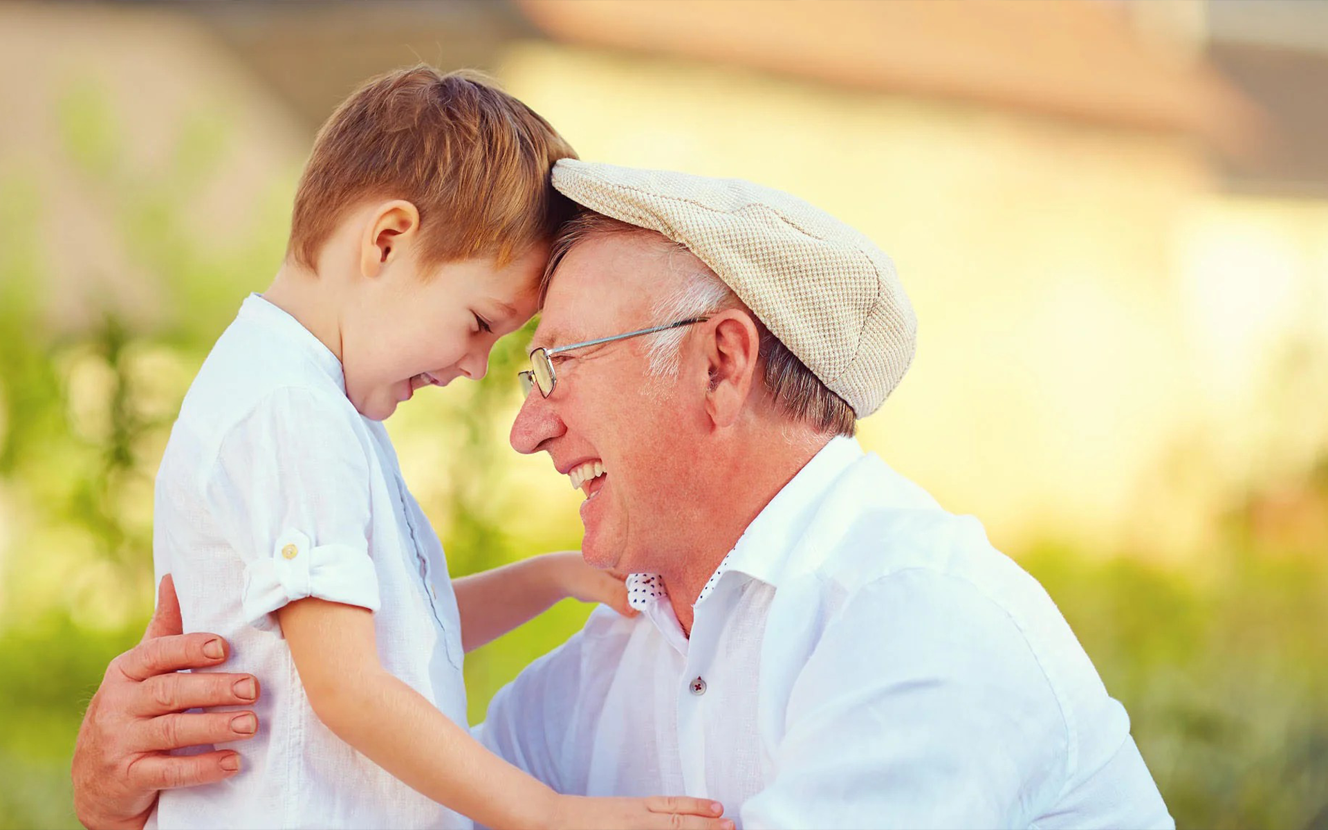 10 Memorable Gifts For Grandfather In 2022