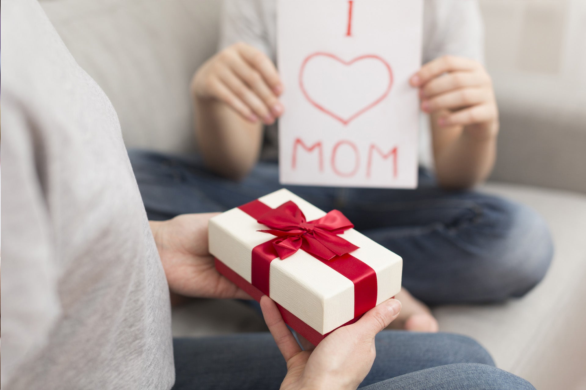 6 Strategies for Choosing the Perfect Mother’s Day Gift